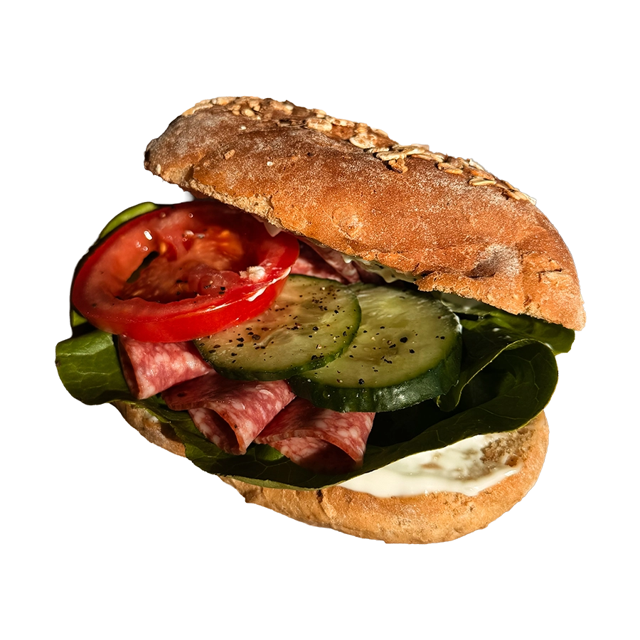 Kanapka z salami na bułce jogurt fit